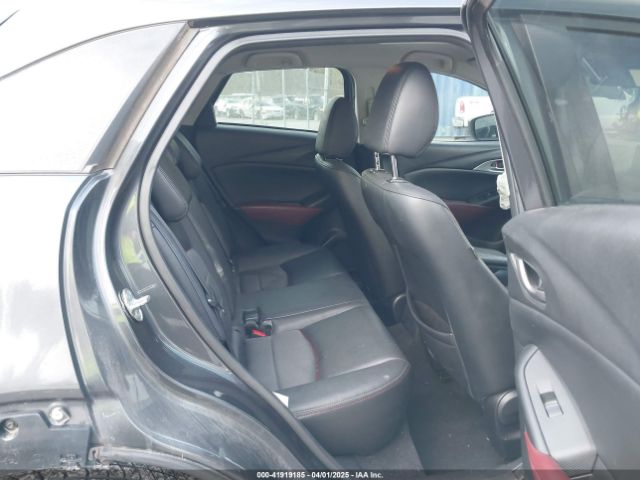 JM1DKFC76H0175520 Mazda Cx-3 Touring