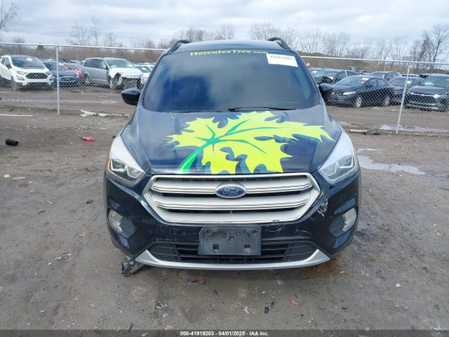 1FMCU9HD2JUD30385 Ford ESCAPE SEL