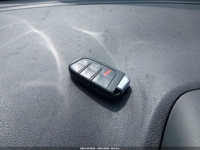 ZACNJABB8LPL44436 Jeep Renegade Latitude Fwd