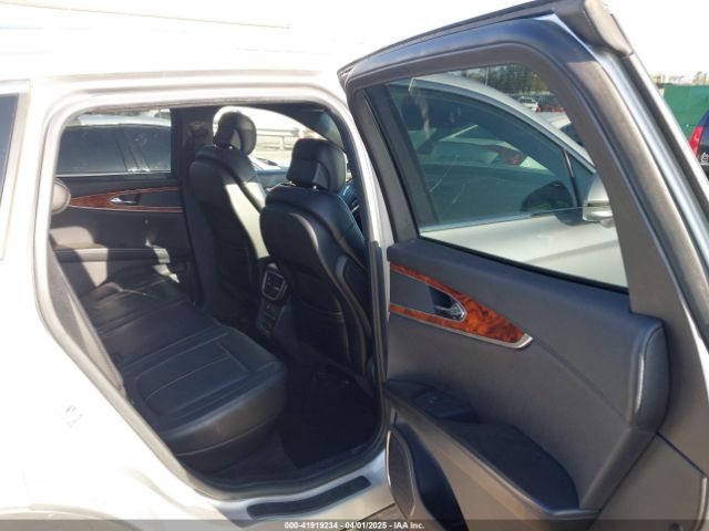 2LMPJ8LPXHBL26224 Lincoln Mkx Reserve