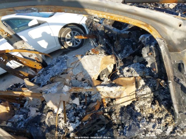 WA1LAAF79HD053136 Audi Q7 3.0t Premium