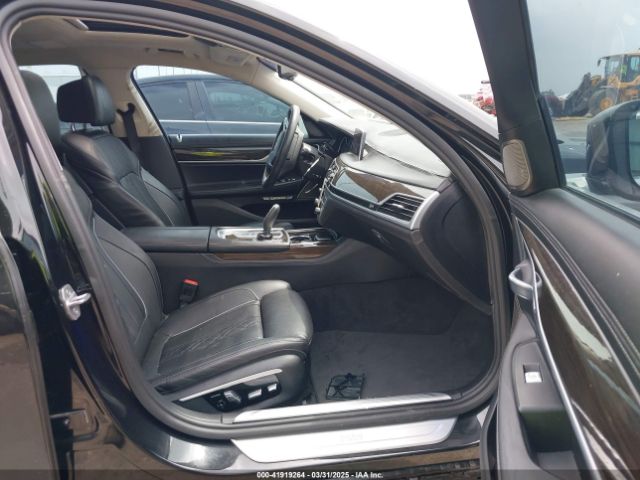 WBA7F0C31HGM22135 BMW 750i
