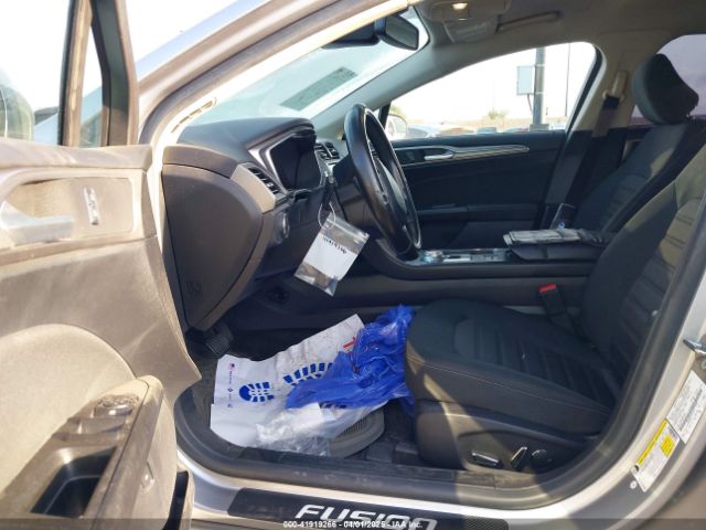 3FA6P0LU6LR171270 Ford Fusion Hybrid Se