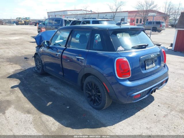 2017 MINI HARDTOP WMWXU3C36H2F49289 Photo 2