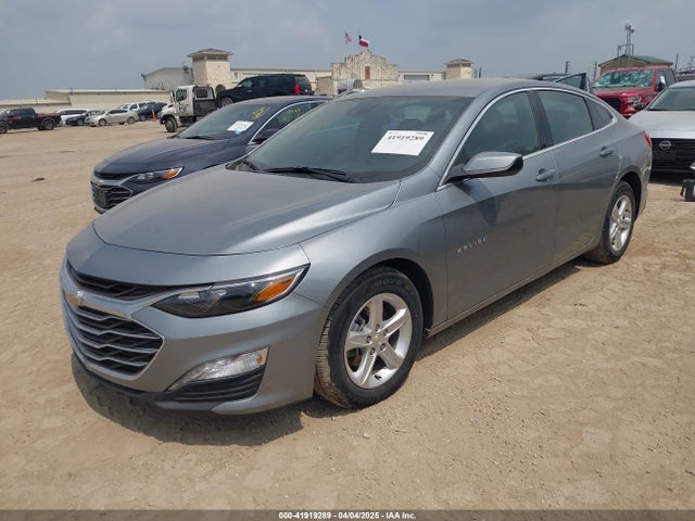 1G1ZD5STXRF144819 Chevrolet Malibu Fwd 1lt
