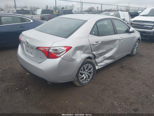 2T1BURHE7JC107085 Toyota COROLLA LE