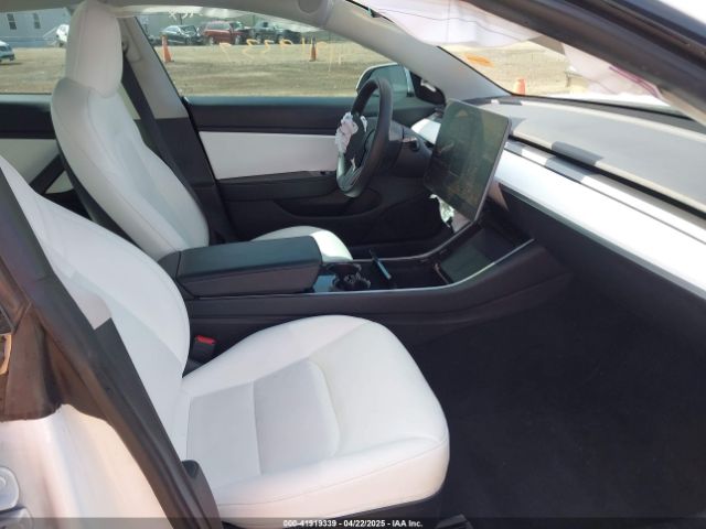5YJ3E1EA3LF785951 Tesla Model 3 Standard Range Plus Rear-wheel Drive/standard Range Rear-wheel Drive