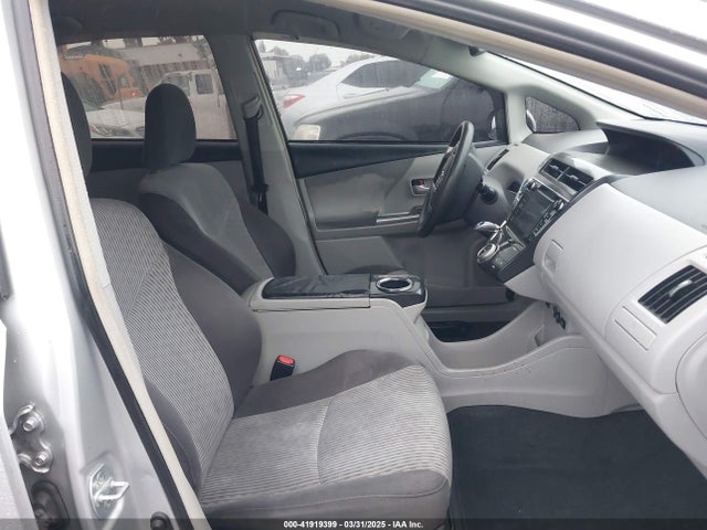 JTDZN3EU1GJ048052 Toyota 2zr-fxe, 5jm