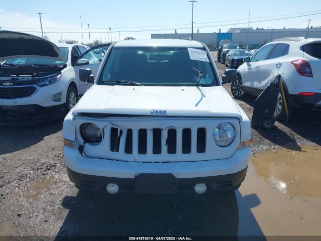 1C4NJPFA8ED550221 Jeep Patriot Latitude