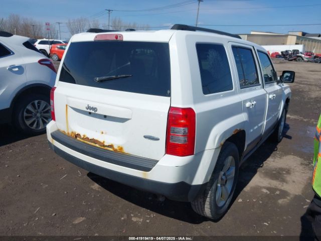 1C4NJPFA8ED550221 Jeep Patriot Latitude