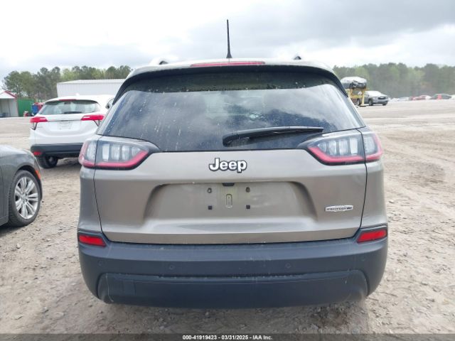 1C4PJLLB8MD164590 Jeep Cherokee Latitude Plus Fwd