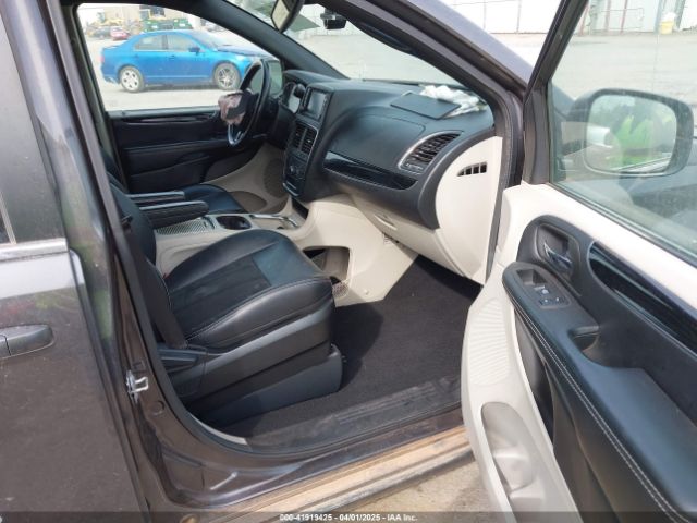 2C4RDGCG5KR709271 Dodge Grand Caravan Sxt