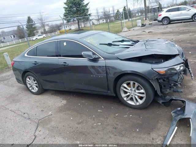 1G1ZE5ST4HF142866 Chevrolet MALIBU 1LT