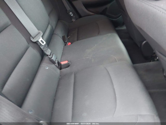 1G1ZE5ST4HF142866 Chevrolet MALIBU 1LT