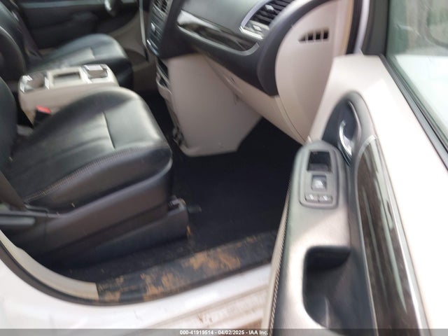 2C4RC1BG0GR206109 Chrysler Town & Country Touring