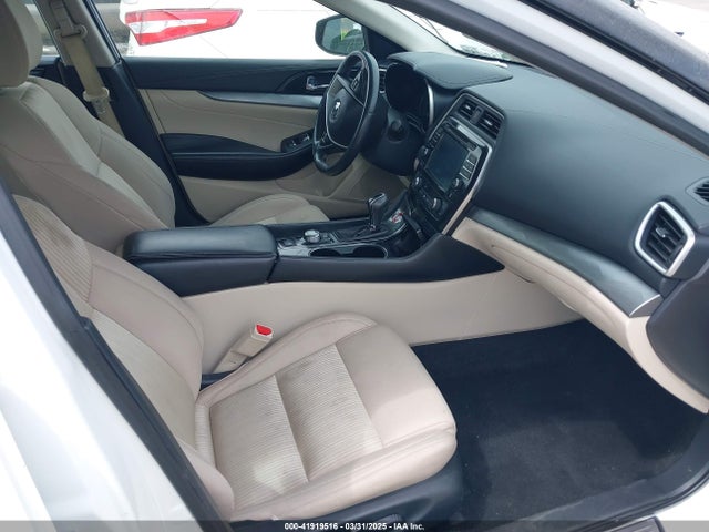 1N4AA6AP3GC417157 Nissan Maxima 3.5 S