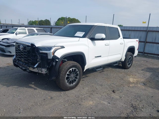 5TFLA5DB7SX242667 Toyota TUNDRA 4WD