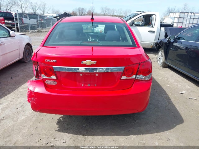 1G1PA5SH7E7409972 Chevrolet Cruze Ls Auto