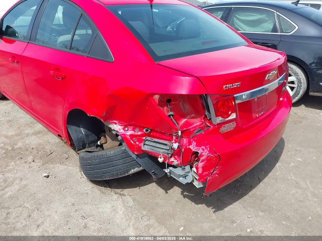 1G1PA5SH7E7409972 Chevrolet Cruze Ls Auto