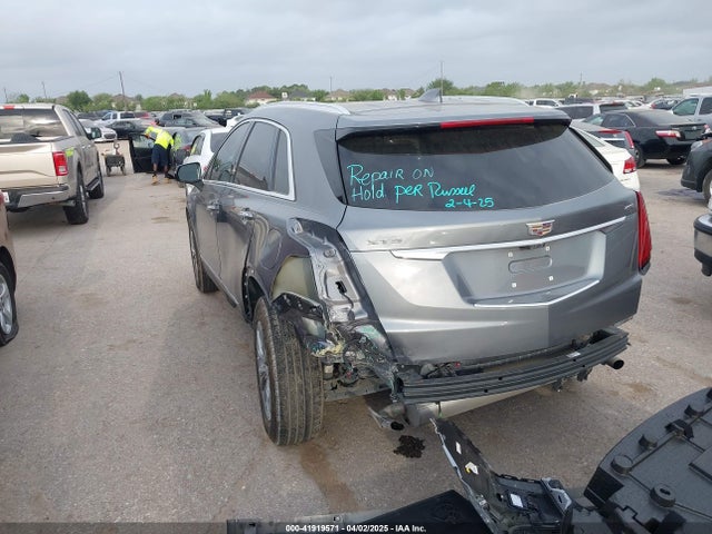 2021 CADILLAC XT5 1GYKNCRS5MZ128908 Photo 2