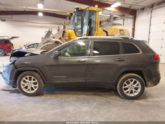 1C4PJMCS6GW101471 Jeep Cherokee Latitude