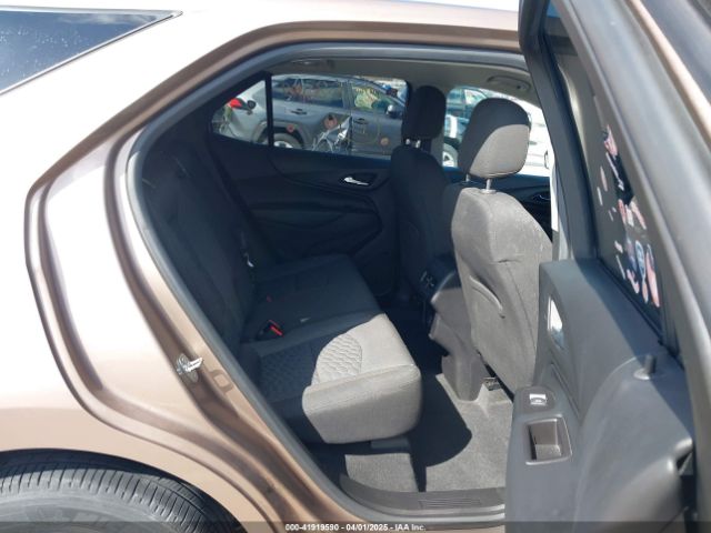 2GNAXKEV8K6167322 Chevrolet EQUINOX LT
