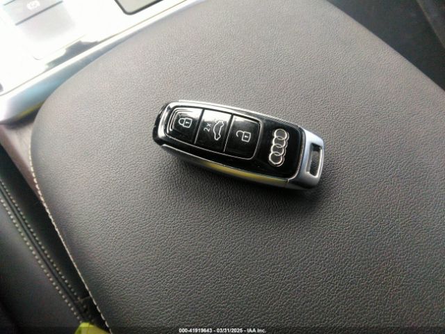 WA1EVAF11MD005634 Audi Q8 Premium Plus 55 Tfsi Quattro Tiptronic