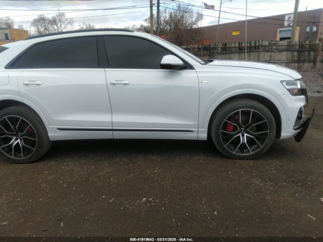 WA1EVAF11MD005634 Audi Q8 Premium Plus 55 Tfsi Quattro Tiptronic