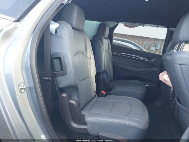 5GAEVAKW8PJ106619 Buick Enclave Essence Awd