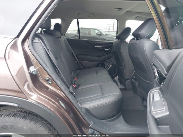 4S4BTANCXM3205043 Subaru Outback Limited