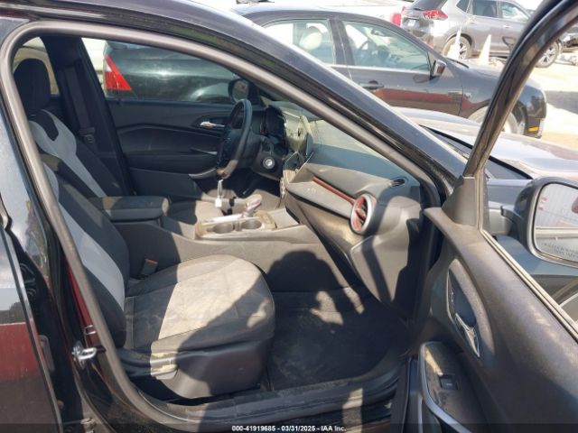 KL77LGE28RC032793 Chevrolet Trax Fwd 1rs