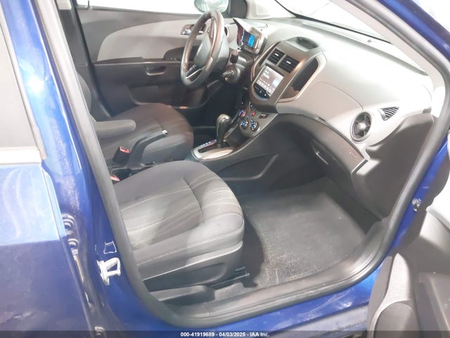 1G1JC6SB1E4194382 Chevrolet Sonic Lt Auto