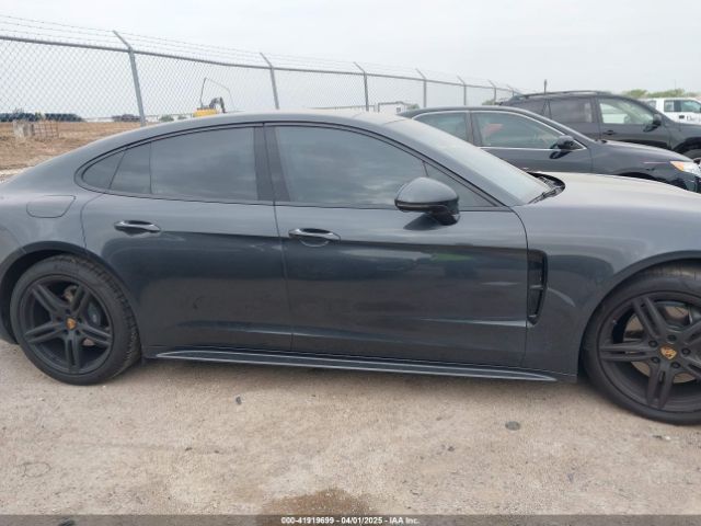 WP0AB2A76JL136669 Porsche Panamera 4s