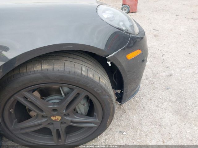 WP0AB2A76JL136669 Porsche Panamera 4s