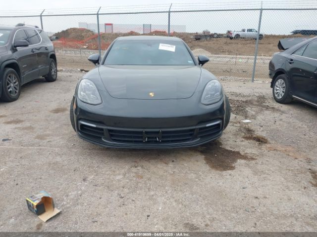 WP0AB2A76JL136669 Porsche Panamera 4s