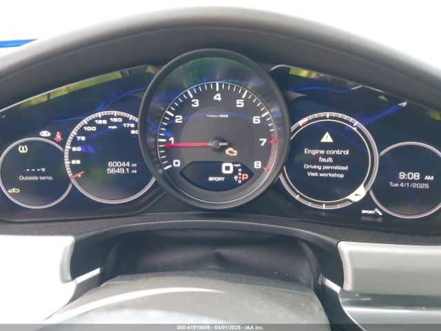WP0AB2A76JL136669 Porsche Panamera 4s