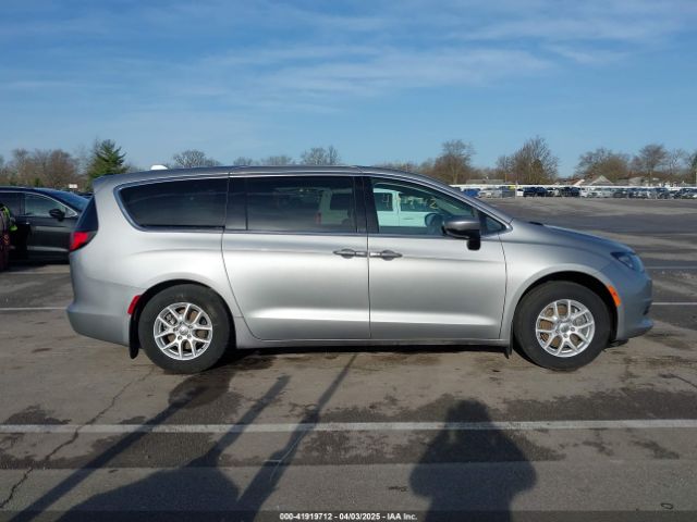 2C4RC1DG6HR665322 Chrysler Pacifica Touring