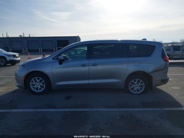 2C4RC1DG6HR665322 Chrysler Pacifica Touring