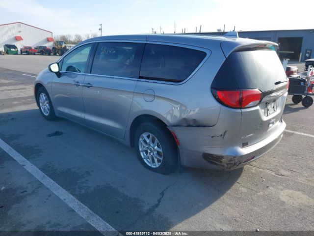2C4RC1DG6HR665322 Chrysler Pacifica Touring