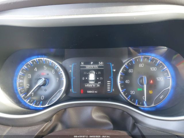2C4RC1DG6HR665322 Chrysler Pacifica Touring
