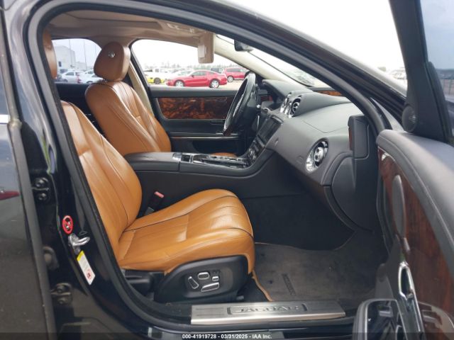 2014 JAGUAR XJ SAJWA1CZ9E8V60522 Photo 4