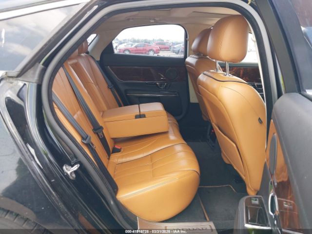 2014 JAGUAR XJ SAJWA1CZ9E8V60522 Photo 7