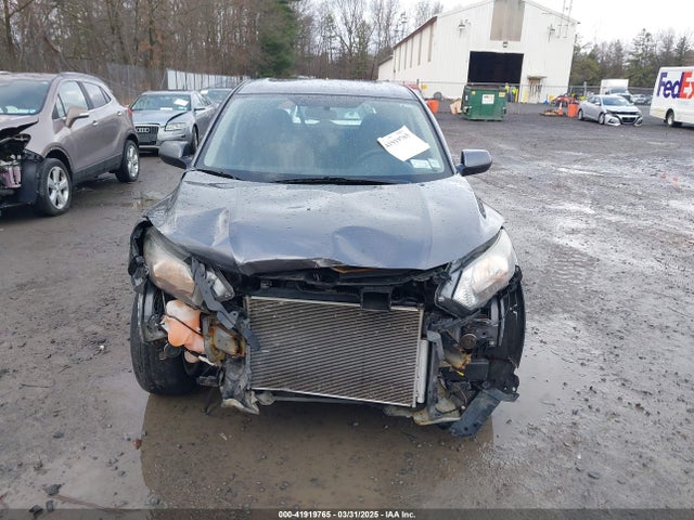 3CZRU6H35GM742649 Honda HR-V LX