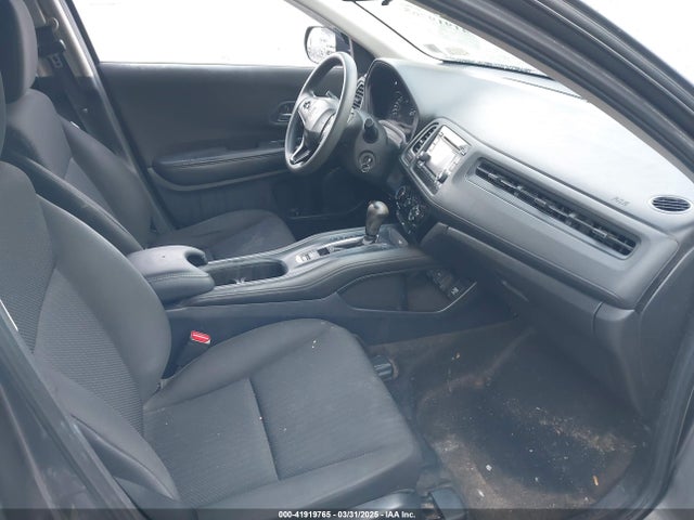 3CZRU6H35GM742649 Honda HR-V LX