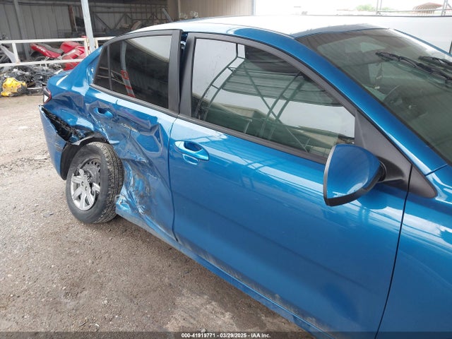 3KPA24AD3PE513901 KIA RIO S