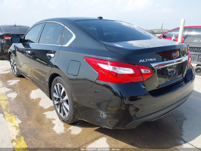 1N4AL3AP4HC171083 Nissan 2017