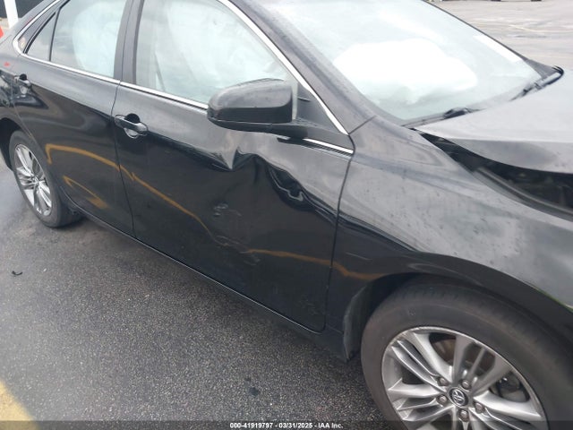 4T1BF1FK1HU755194 Toyota CAMRY SE