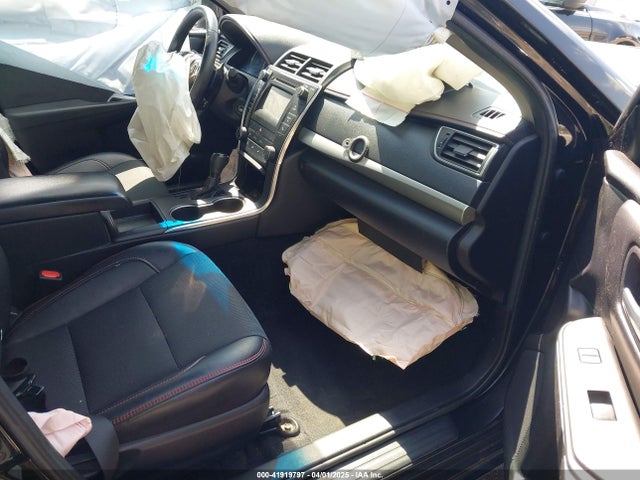 4T1BF1FK1HU755194 Toyota CAMRY SE