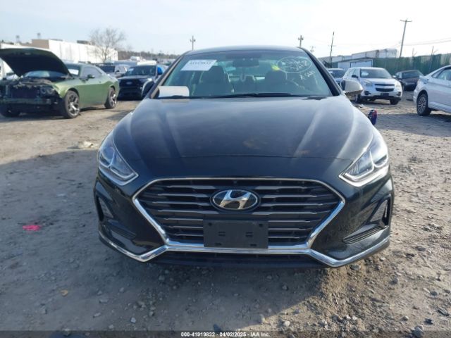 5NPE24AF8KH765683 Hyundai SONATA SE