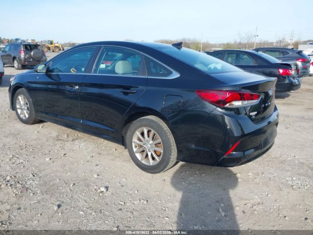 5NPE24AF8KH765683 Hyundai SONATA SE